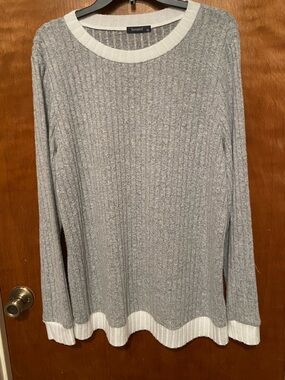 Grey Rib Knit Tunic with Contrast Banding.